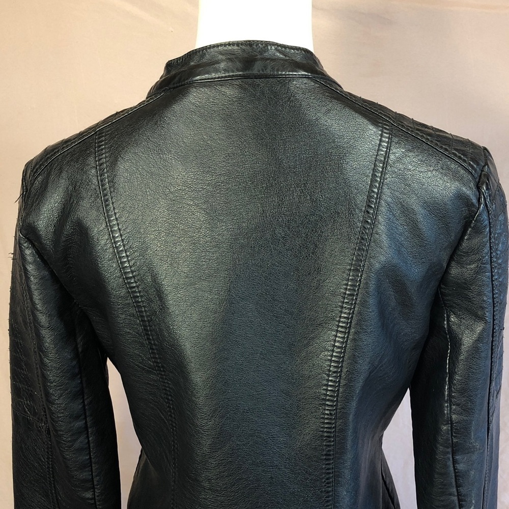 Black Vegan Leather Moto Jacket - Women's Stylish Zip Front Size Medium - Picture 13 of 17
